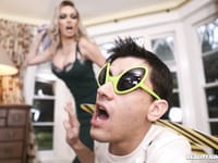 Amber Jayne - Lil Humpers