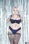 Galda Lou - Nothing But Curves