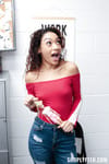 Sarah Lace - Shoplyfter