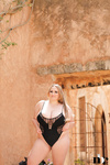 Sara Willis - Nothing But Curves