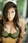 Jaclyn Taylor, Liv Wild - Sweetheart Video