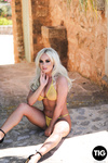 Sara Lou - This is Glamour