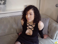 Amiya Dreams - Downblouse Jerk