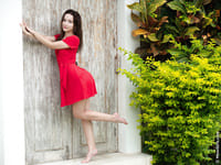 Ellie Leen - Wow Girls