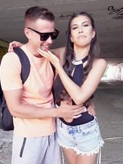 Anya Krey - Public Bang