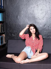 Teana - Stunning 18