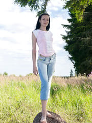 Sasha S - Stunning 18