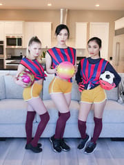Coco Lovelock, Avery Black, Diana Grace - BFFs