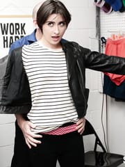 Angeline Red - Shoplyfter