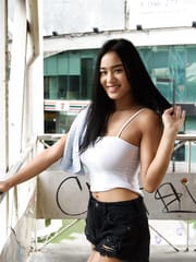 Kahlisa Boonyasak - Radio Bangkok (Zishy)