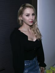 Alix Lynx - Perv Mom