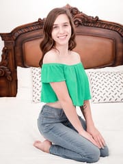 Kourtney Rae - Tug Casting