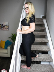Dee Siren in the Stairs