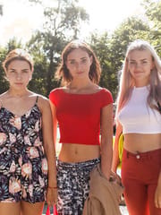 Oxana Chic, Vero, Lauma - Zishy