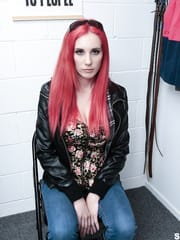 Lilian Stone - Shoplyfter Mylf