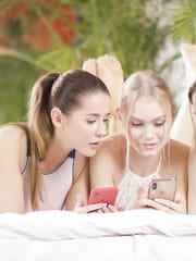 Nancy A, Sybil, Leah Maus - Wow Girls