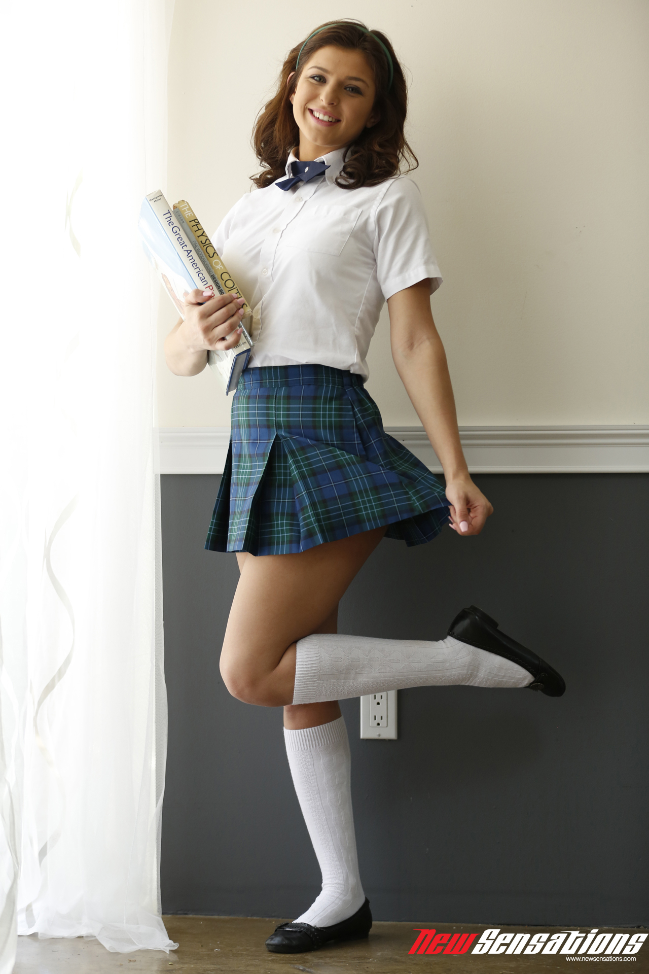 Leah Gotti - Schoolgirl Bound #3