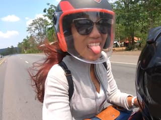 Big Butt tailandés amateur adolescente sexo caliente en público en una cafetería