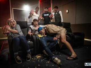 Mozgó mozi vadász a meleg faszokra! - Dante Colle, Michael Boston és Troye Dean