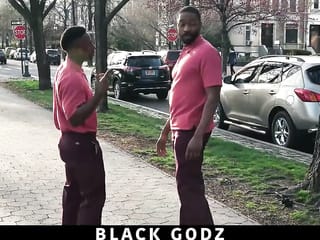 Blackgodz - Deus ébano fode um garoto desempregado sem esperança