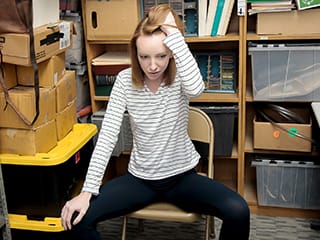 Shoplyfter Caso N. 1174875 - Katy bacio