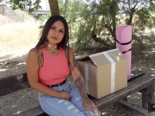 Este é o seu ex -coisas na caixa?! - Catalina Devil