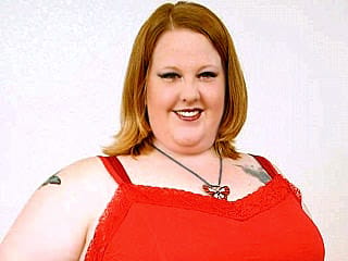 Fat Brunette Größen bis der Hahn