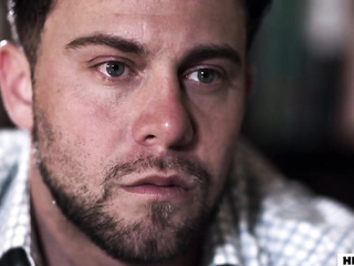 PureTaboo: Un consejero estresado no puede resistirse a un paciente adicto al sexo con Charlotte Sins