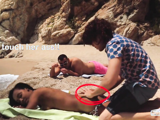 PornDoe Pedia: La hermosa portuguesa Noe Milk seducción en la playa