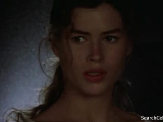 Assumpta Sernának nem okoz gondot filmre exponálni a testét