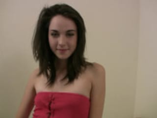 Vestido Vermelho de Emily