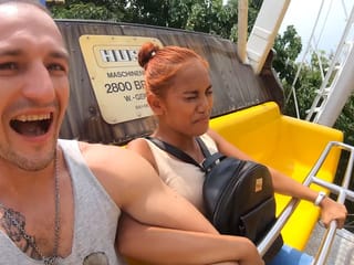 Petite amie amateur thaïlandaise au gros cul, journée amusante avec du sexe excité une fois de retour à la maison