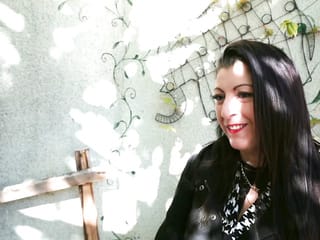 Yvanna, 35, Trainerin von Turnierpferden!