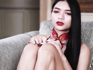 FRANKS-TGIRLWORLD: Time For Fun With Yu!