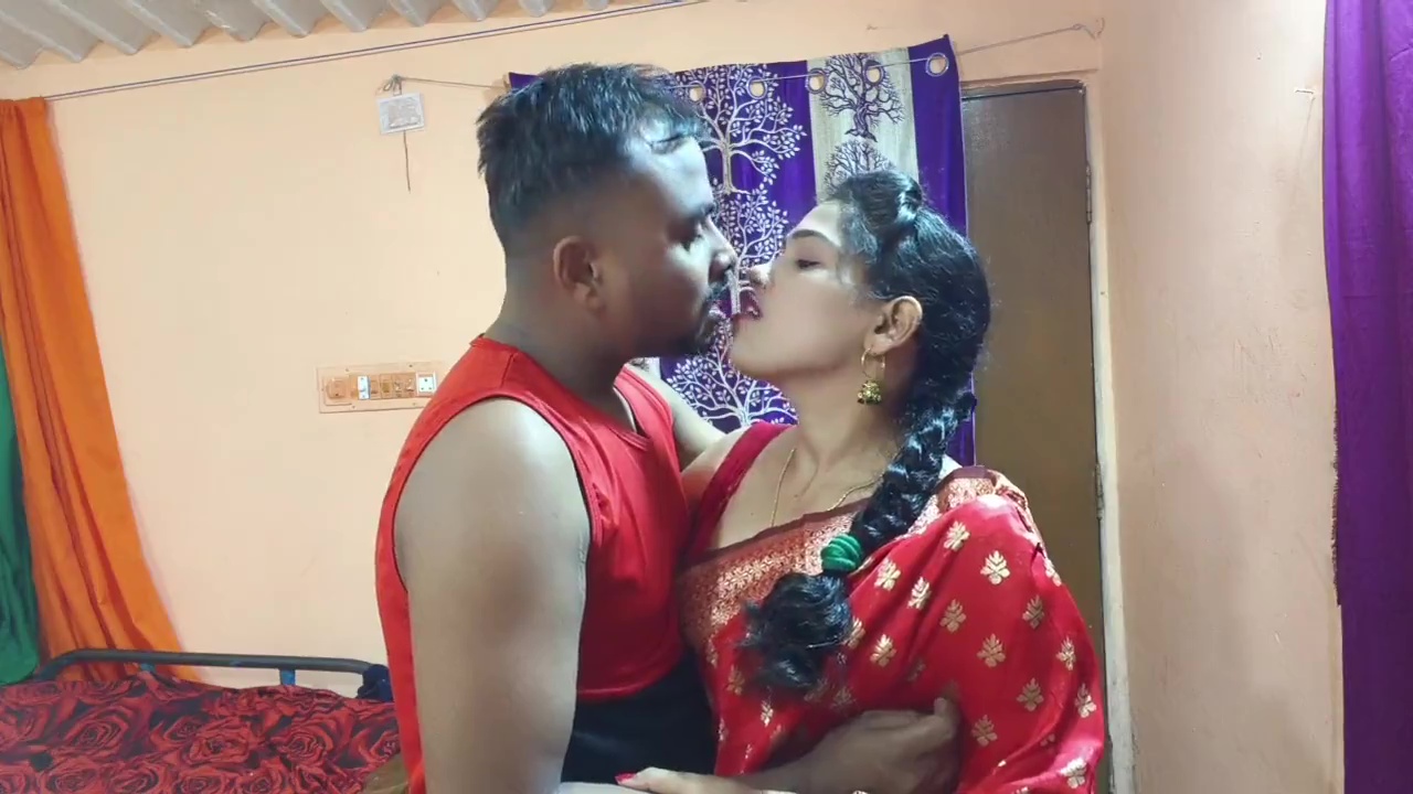 Sona bhabhi romance