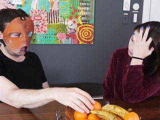 Anastasia Rose interviewée en coulisses