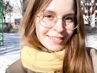 Ersties - Daniela Esplora Il Suo Feticismo Per Le Mutandine Femminili