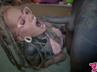 Sexy Dreadlock-Hippie mit Brille wird ANAL gefickt - POV, Arsch zu Mund, Gesichtssperma