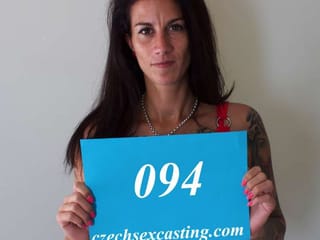 Milf checa Ali Bordeaux en casting de sexo