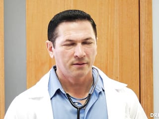 Whitney Wright è scopata nel culo da John Strong
