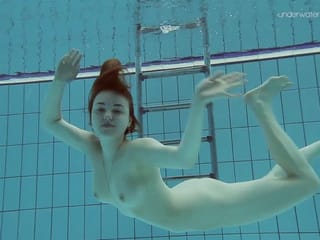 Die heißeste Schwimm-Babe aller Zeiten Lada Poleshuk