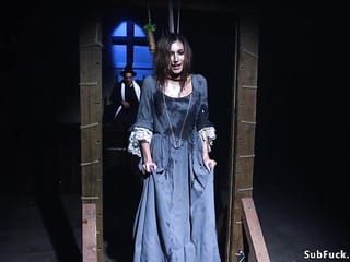 Jurado bruja morena doble penetrar