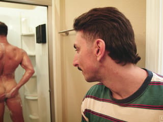 Kyle's workout interrupted by a steamy surprise