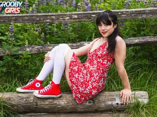 GROOBYGIRLS - New Grooby Star