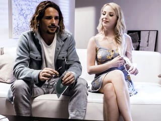 Blonde teen barista fucked by a lying musician on her Birthday