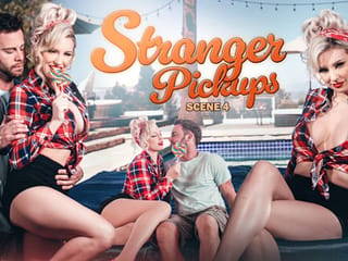 Rubia de Grandes Senos Kenzie Taylor Atrae a un Hombre para Chupar Junto a la Piscina