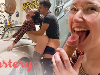 Juego en el Garaje con Amateurs Calientes