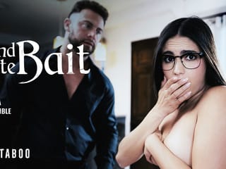 Seth Gamble und Isa Bellas Blind Date nimmt eine unerwartete Wendung