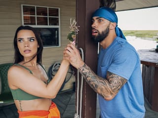 Ivy Ireland, Lucy Foxx, and James Angel Dive into a Wild Adventure in the Swamp