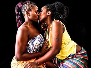 These BLACK LESBIANS licked pussy sloppy